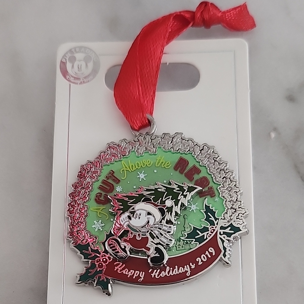 Disney Trading Pin - Happy Holidays (2019) LE